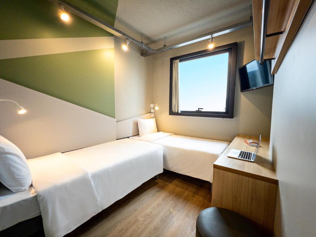 Ibis Budget Balneario Camboriu Exterior photo